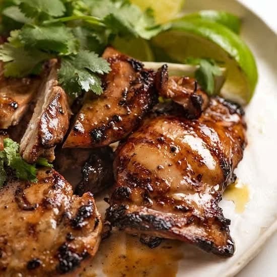 127. Marinated Chicken in Lemongrass / Gà Nướng.