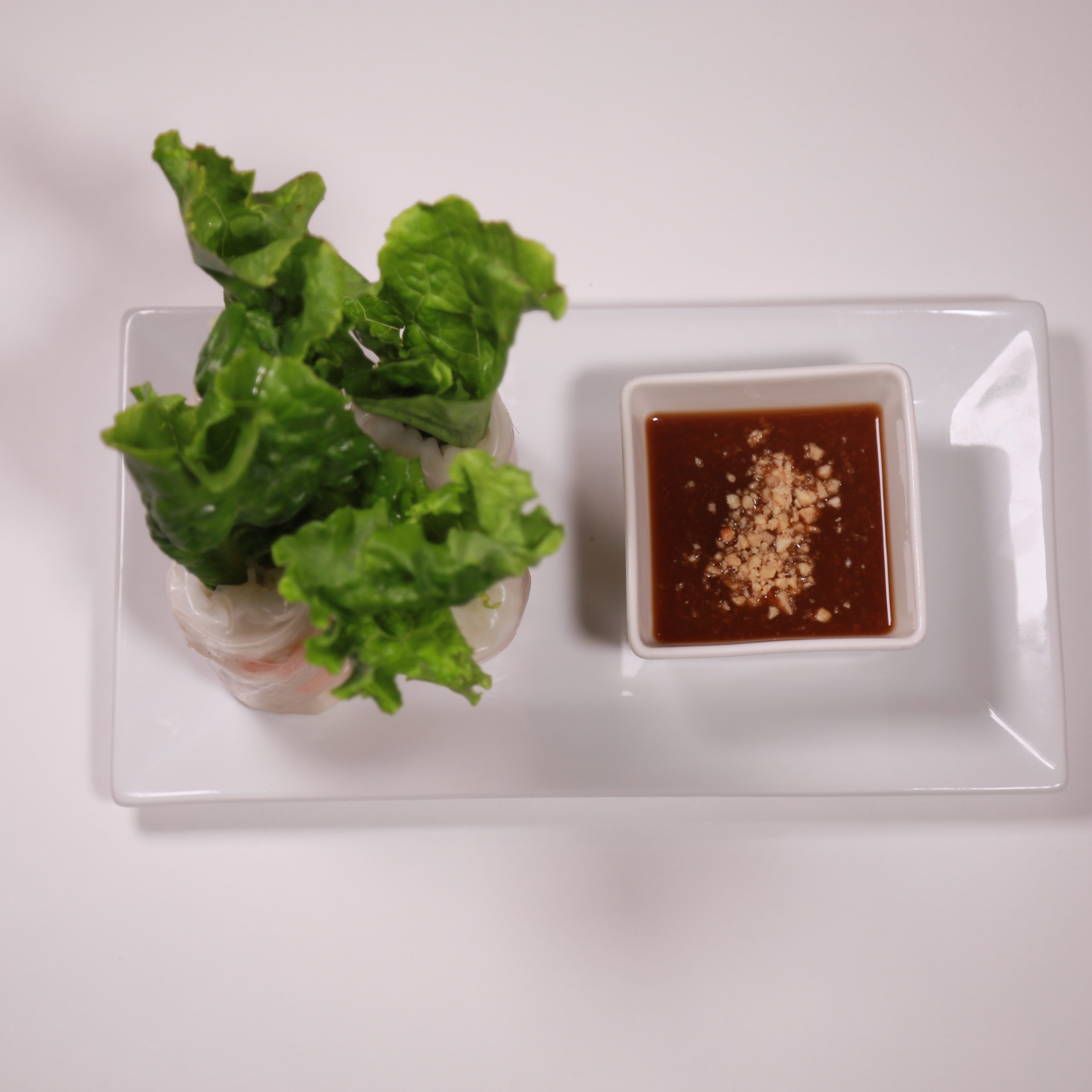 8. Fresh Shrimp Rolls (Summer Rolls) / Gỏi Cuốn Tôm.