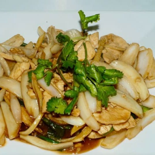 104. Ginger Chicken / Gà Xào Hành Gừng.
