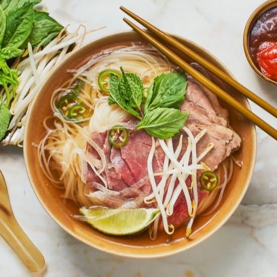 24. Rare Beef Noodle Soup / Phở Tái.