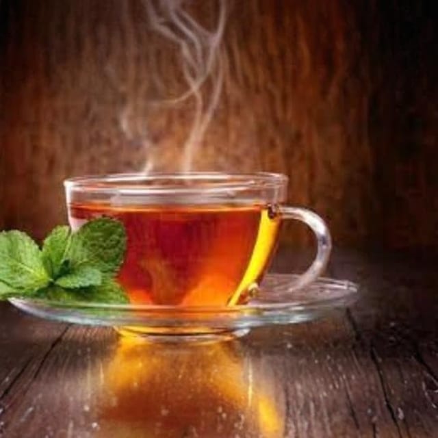 Hot Tea / Trà Nóng.